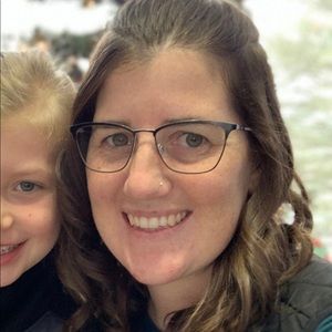 Meet your Posher, Kendra